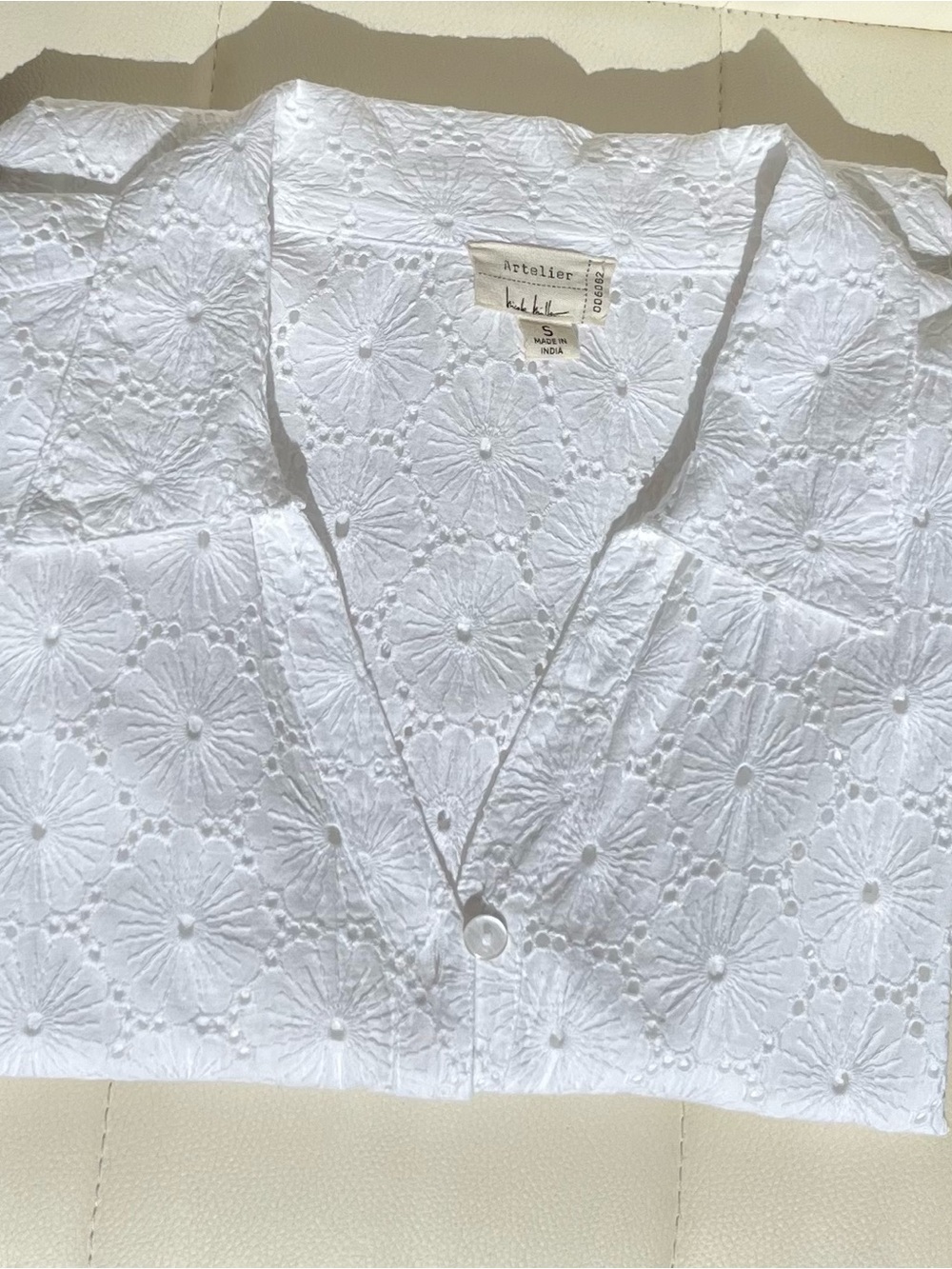Nicole Miller White Eyelet button down long sleeve Cotton Shirt S